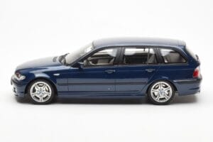 BMW 330i E46 Touring Blu Otto 1:18 OT251 Resina — immagine 3 di 6