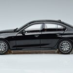 BMW 330i G20 Nero Metallizzato Norev 1:18 183277 Pressofusione - image 4 of 7