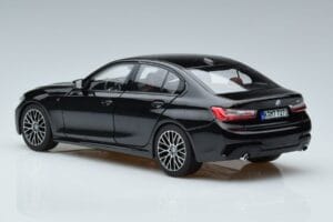 BMW 330i G20 Nero Metallizzato Norev 1:18 183277 Pressofusione — immagine 6 di 7