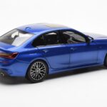 BMW 330i G20 Portimao Blu Metallic Norev 1:18 - image 3 of 8