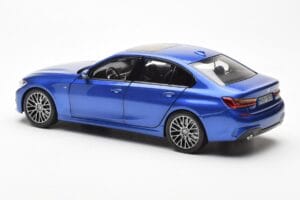 BMW 330i G20 Portimao Blu Metallic Norev 1:18 80432450999 Pressofusione — immagine 7 di 8