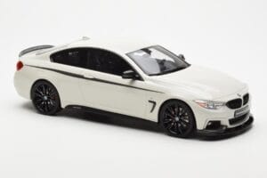 BMW 435i F32 M Performance Package Bianco GT Spirit 1:18 GT710 Resina — immagine 4 di 6