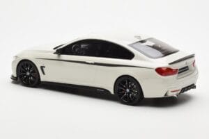 BMW 435i F32 M Performance Package Bianco GT Spirit 1:18 GT710 Resina — immagine 5 di 6