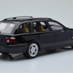 BMW 540 E39 Touring M Package Nero Otto 1:18 - image 2 of 6