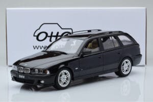 BMW 540 E39 Touring M Package Nero Otto 1:18 OT1013 Resina — immagine 6 di 6