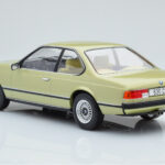BMW 628 CSi E24 Verde Chiaro MCG 1:18 - image 4 of 5
