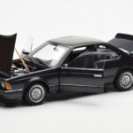 BMW 635 CSi E24 Diamant Nero Metallizzato AUTOart 1:18 - image 2 of 8