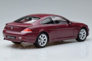 BMW 645Ci E63 Rosso Scuro Kyosho 1:18 08701CR Pressofusione — immagine 3 di 7