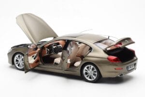 BMW 650i F06 Gran Coupe Frozen Bronzo Metallic Paragon 1:18 80432218742 Pressofusione — immagine 5 di 8