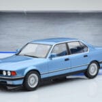BMW 7 Series E32 730i Blu MCG 1:18 MCG18160 Pressofusione - image 5 of 5