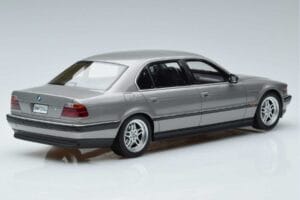 BMW 7 Series E38 750iL Otto 1:18 OT952 Resina — immagine 2 di 6