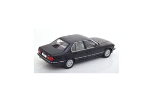 BMW 750i E32 Nero MCG 1:18 MCG18162 Pressofusione — immagine 2 di 3