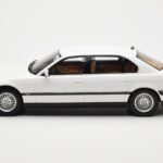 BMW 750iL E38 Asia Exclusive Bianco Otto 1:18 OT836 - image 3 of 6