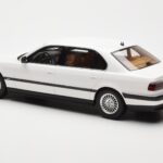 BMW 750iL E38 Asia Exclusive Bianco Otto 1:18 OT836 - image 5 of 6