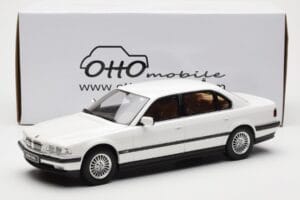 BMW 750iL E38 Asia Exclusive Bianco Otto 1:18 OT836 Resina — immagine 6 di 6