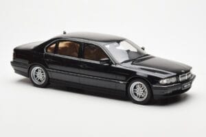 BMW 750iL E38 Nero Otto 1:18 OT609 Resina — immagine 4 di 6