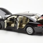 BMW 760Li E66 Nero Kyosho 1:18 - image 5 of 9