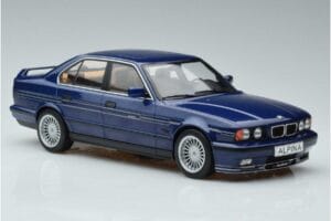 BMW Alpina B10 4.6 E34 Blu MCG 1:18 MCG18230 Pressofusione — immagine 4 di 6