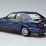 BMW Alpina B10 4.6 E34 Blu MCG 1:18 MCG18230 Pressofusione - image 5 of 6
