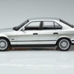 BMW Alpina B10 4.6 E34 Argento MCG 1:18 MCG18231 Pressofusione - image 3 of 5
