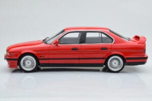 BMW Alpina B10 E34 Biturbo Rosso Otto 1:18 OT648 Resina — immagine 3 di 6