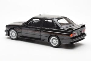 BMW Alpina B6 3.5S M3 E30 Antracite Grigio Otto 1:18 OT632 Resina — immagine 5 di 6