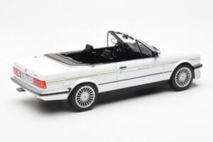 BMW Alpina C2 2.7 E30 Cabriolet Bianco MCG 1:18 MCG18383 Pressofusione — immagine 2 di 6