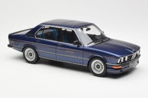 BMW Alpina B7S E12 Turbo Dark Sapphire Blu Metallizzato Otto 1:18 OT640 Resina — immagine 4 di 6