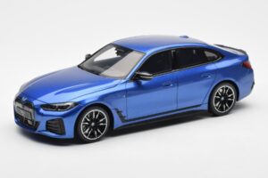 BMW i4 M50 G26 Blu Otto 1:18 OT453