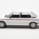 BMW M535i E12 Bianco Norev 1:18 - image 3 of 5