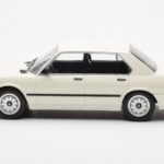 BMW M535i E28 Bianco Norev 1:18 - image 3 of 6