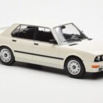BMW M535i E28 Bianco Norev 1:18 - image 4 of 6