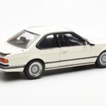 BMW M635 CSi E24 Bianco Dealer Edition AUTOart 1:18 - image 3 of 8