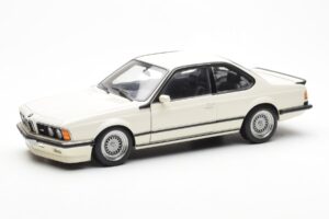 BMW M635 CSi E24 Bianco Dealer Edition AUTOart 1:18 80430145829