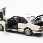 BMW M635 CSi E24 Bianco Dealer Edition AUTOart 1:18 - image 5 of 8