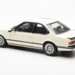 BMW M635 CSi E24 Bianco Dealer Edition AUTOart 1:18 - image 7 of 8