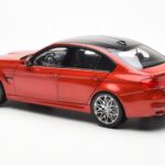 BMW M3 Competition F80 Sakhir Arancione Norev 1:18 - image 7 of 8