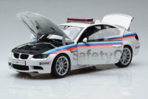 BMW M3 E92 MotoGP Safety Car 2008 Kyosho 1:18 08736GP Pressofusione — immagine 2 di 7