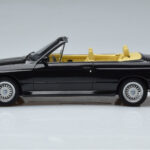 BMW M3 E30 Cabriolet Nero Otto 1:18 - image 3 of 6