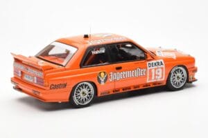 BMW M3 E30 #19 A. Hahne Jägermeister DTM 1992 AUTOart 1:18 89248 Pressofusione — immagine 3 di 8