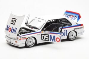 BMW M3 E30 #5 P. Brock Mobil ATCC 1988 AUTOart 1:18 88845 Pressofusione — immagine 2 di 8