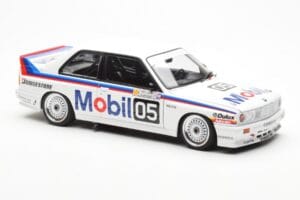 BMW M3 E30 #5 P. Brock Mobil ATCC 1988 AUTOart 1:18 88845 Pressofusione — immagine 6 di 8