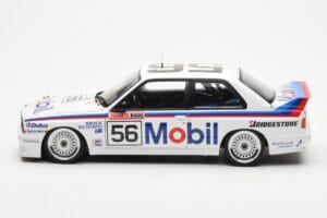 BMW M3 E30 #56 P. Brock / J. Richards Mobil Bathurst 1000 1988 AUTOart 1:18 88847 Pressofusione — immagine 4 di 9