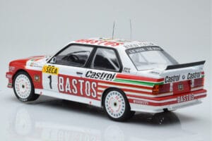 BMW M3 E30 Bastos #1 R. Ravaglia / E. Pirro / E. Van de Poele 24 Hours of Spa 1991 IXO 1:18 18RMC081A Pressofusione — immagine 5 di 6