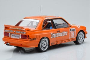 BMW M3 E30 Jagermeister #19 A. Hahne DTM Nurburgring 1992 IXO 1:18 18RMC082A Pressofusione — immagine 2 di 6