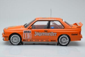 BMW M3 E30 Jagermeister #19 A. Hahne DTM Nurburgring 1992 IXO 1:18 18RMC082A Pressofusione — immagine 3 di 6