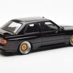 BMW M3 E30 Sport Evolution Nero Custom Wheels AUTOart 1:18 - image 3 of 8