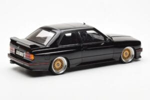 BMW M3 E30 Sport Evolution Nero Custom Wheels AUTOart 1:18 70562 Pressofusione — immagine 3 di 8