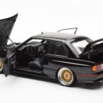 BMW M3 E30 Sport Evolution Nero Custom Wheels AUTOart 1:18 - image 5 of 8