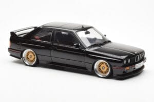 BMW M3 E30 Sport Evolution Nero Custom Wheels AUTOart 1:18 70562 Pressofusione — immagine 6 di 8